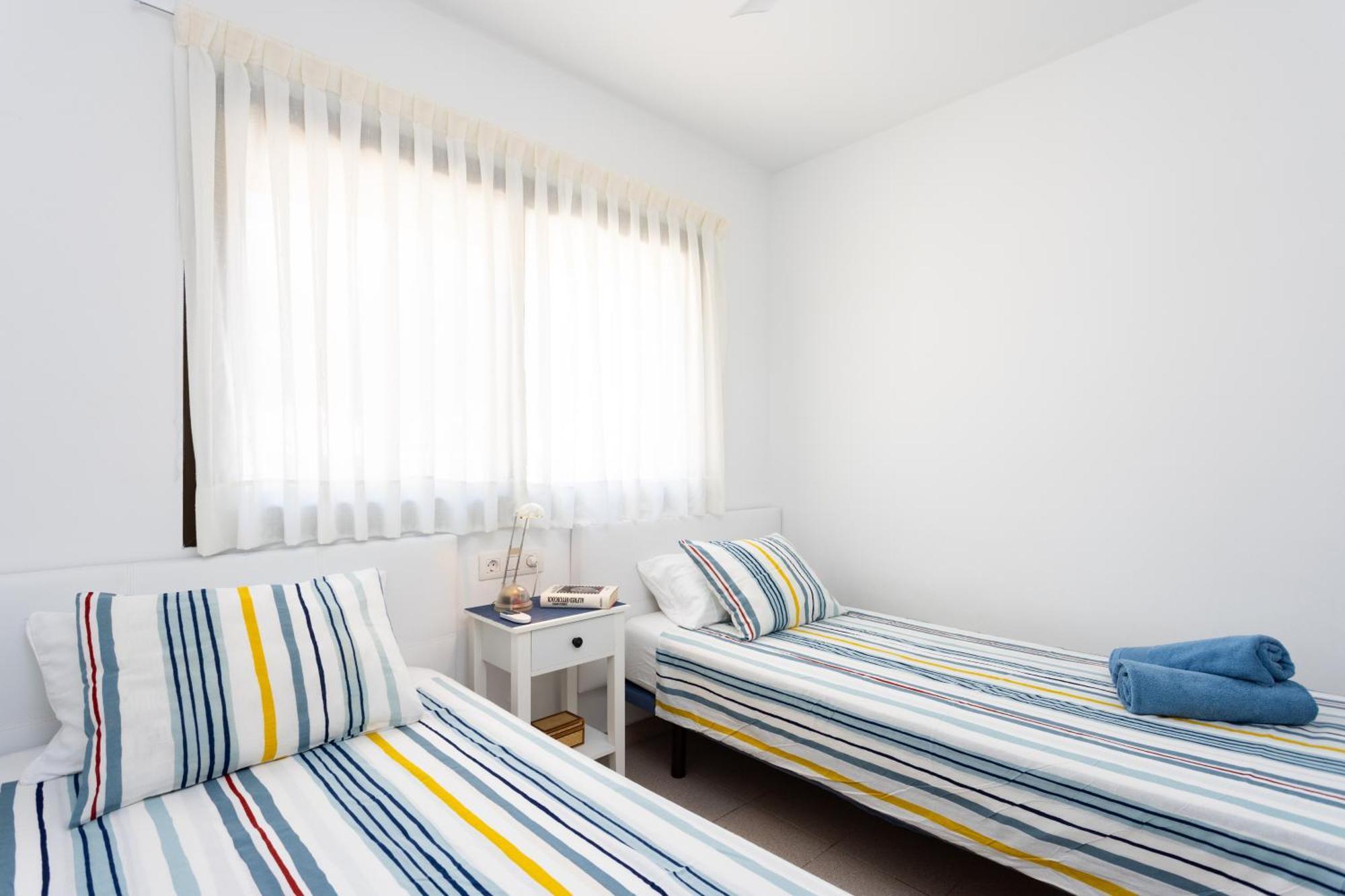 Frontline Playa Las Vistas With Pool, Parking, Sea ลอส กริสเตียนอส ภายนอก รูปภาพ